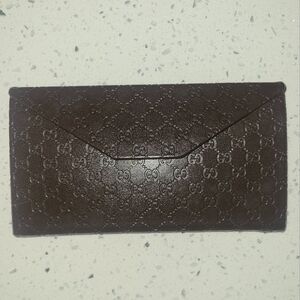 Gucci Foldable Triangle Hard Case